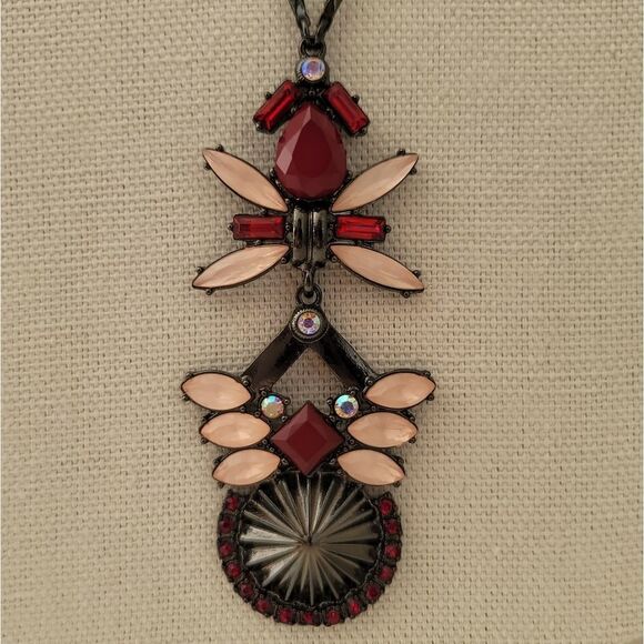 Necklace Gunmetal Tone Red Pink Geometric Necklace with Pendant #0087 - Picture 4 of 12